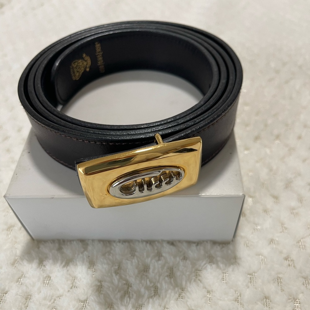 Gucci belt